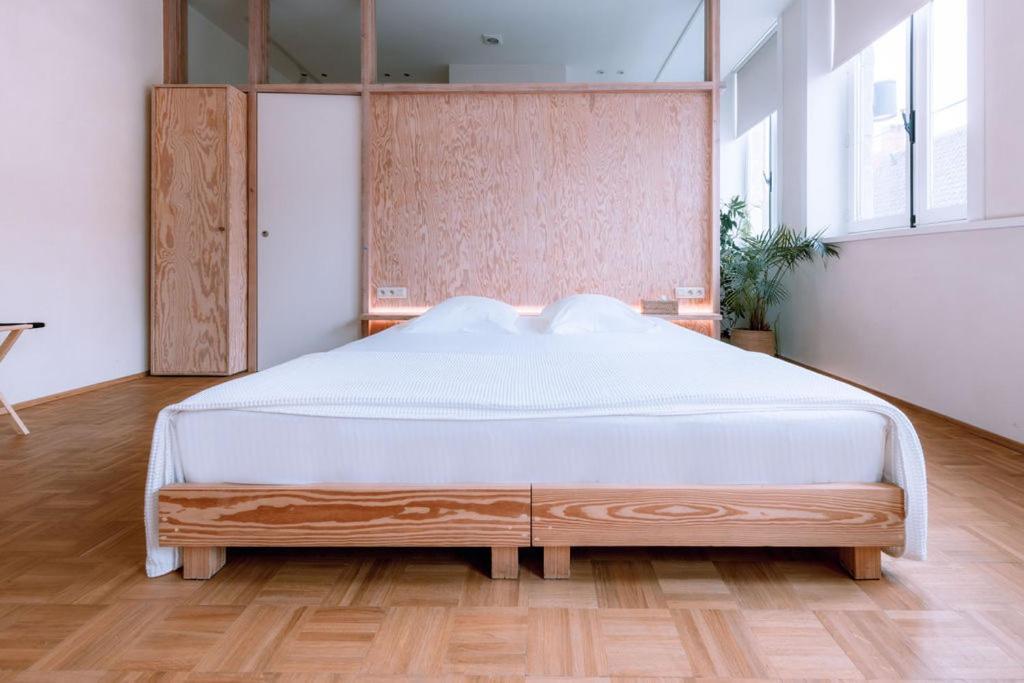 Violet Suites Ghent Luaran gambar