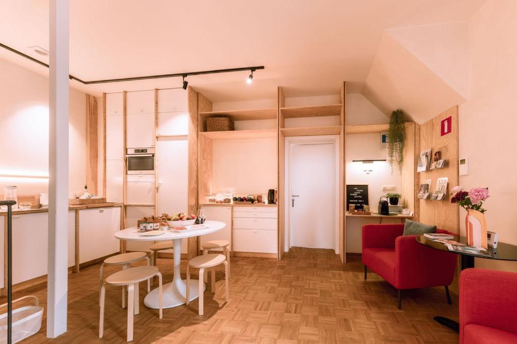 Violet Suites Ghent Luaran gambar